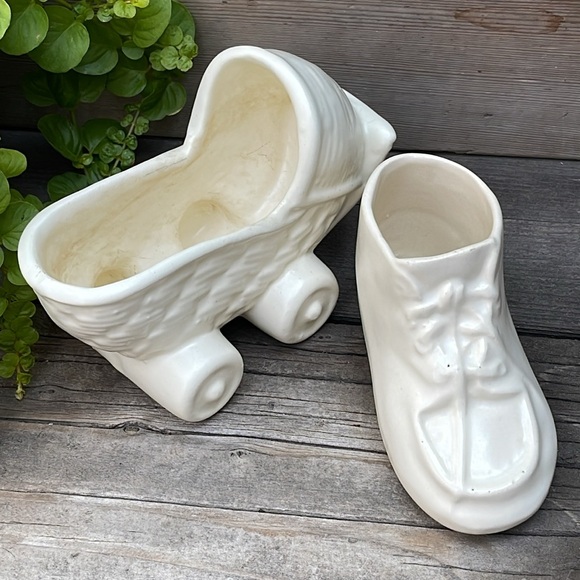 Vintage White Pottery Baby Shoe and Bassinet Indoor Planters :: Lot of 2 - Picture 1 of 16
